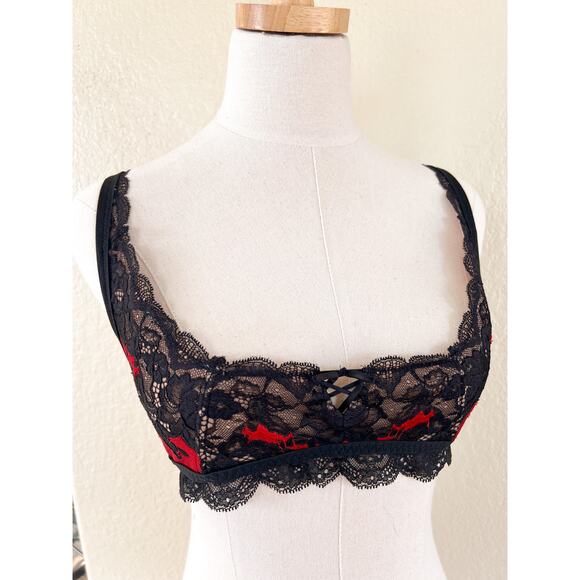 Victoria's Secret Quarter Cup Lace Bralette Medium Low Cut Black Red - Picture 6 of 6